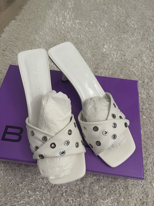 Чехли By Far Rocco White