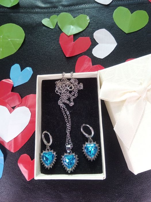 Комплект колие и обици