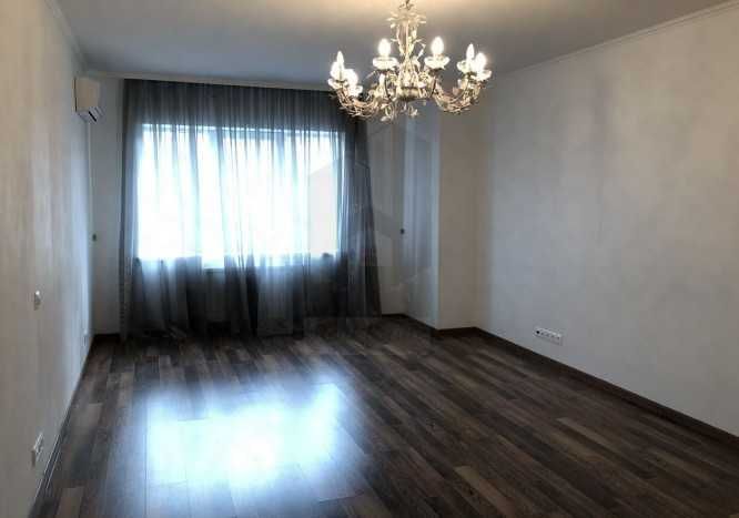 Дава се под наем Тристаен апартамент в Пловдив, Остромила - 88 кв.м за 270.3 € - Снимка #3