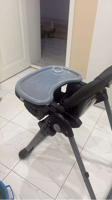 Детский обеденный стол