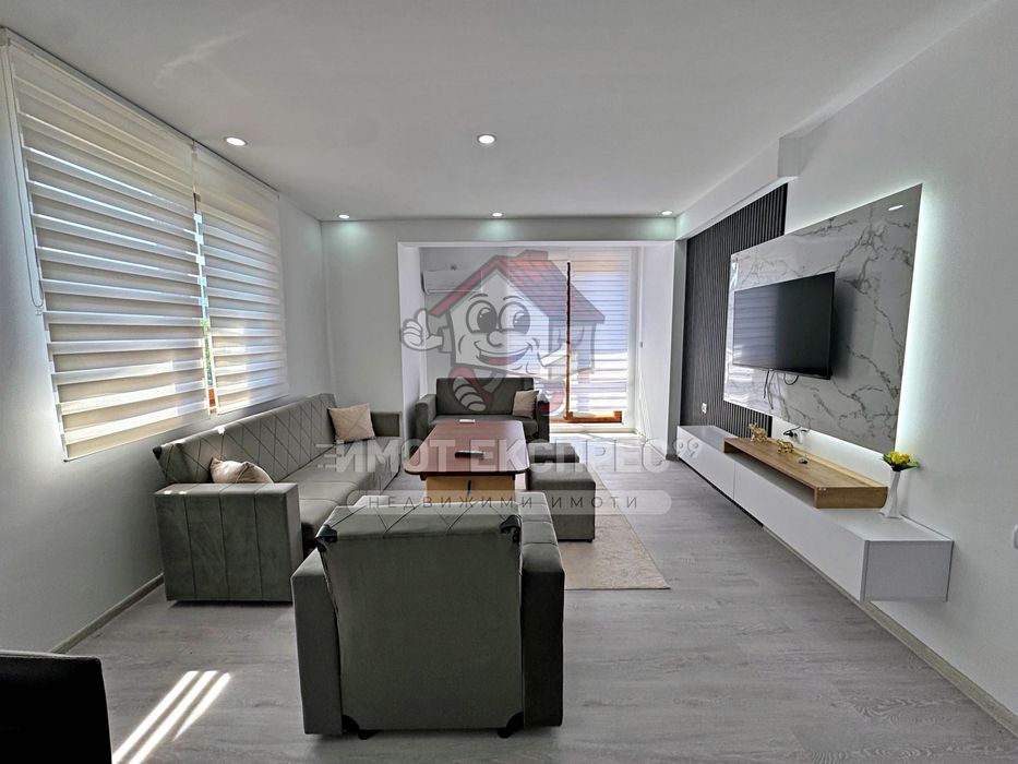 Обзаведен тристаен апартамент, нов, панорамна гледка, кв.Баба Тонка