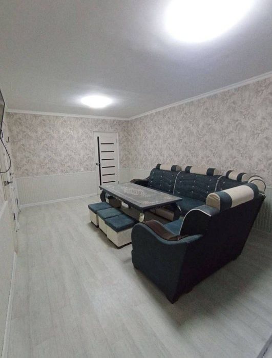 Срочно сотилади Чилонзор 17.  3 хона, подвал   Соколний этаж