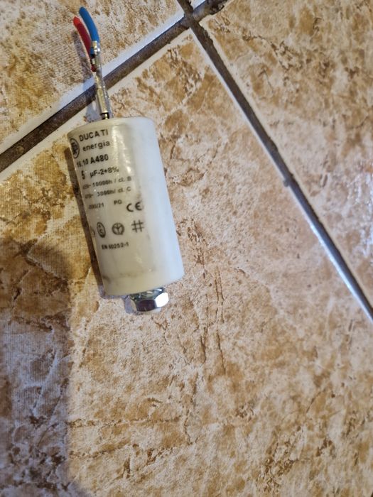 Части за съдомиялна Indesit