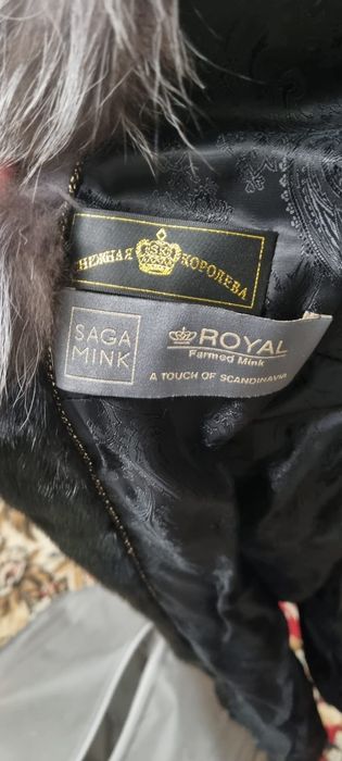 Норковая шуба черного цвета