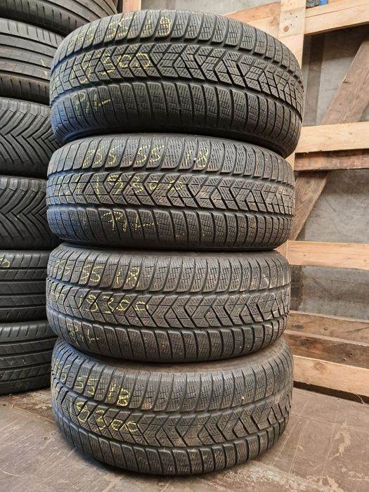 4 anvelope 255/55 R18 Pirelli runflat