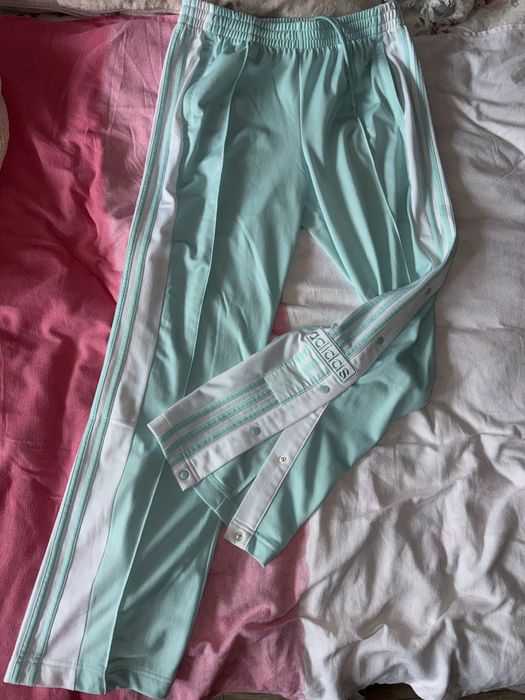 Adidas Adibreak pantaloni chick design culoare mint