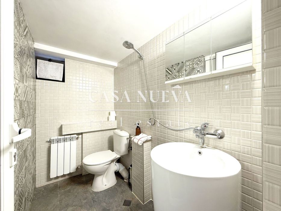 Дава се под наем Двустаен апартамент в София, Център - 55 кв.м за 797.64 € - Снимка #10