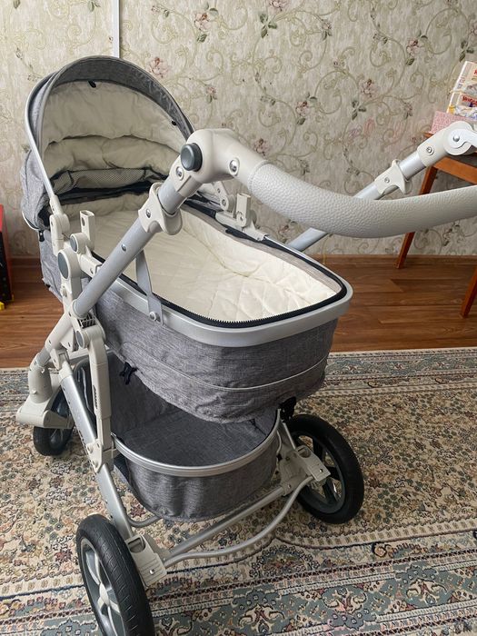 Коляска трансформер детская .