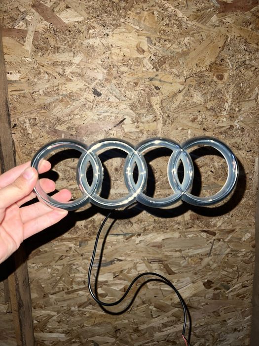Sigla audi Led .