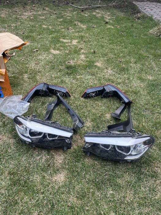 Передние  фары на БМВ 540i g30