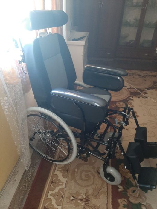 Инвалидная коляска