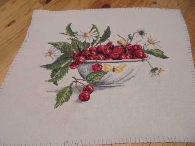 Гоблен ''Натюрморт с череши''