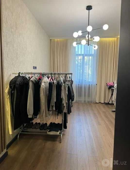'Вторичка Сталинский дом, Яккасарай, 3/3/4, 80 м2, высокопотолочка,