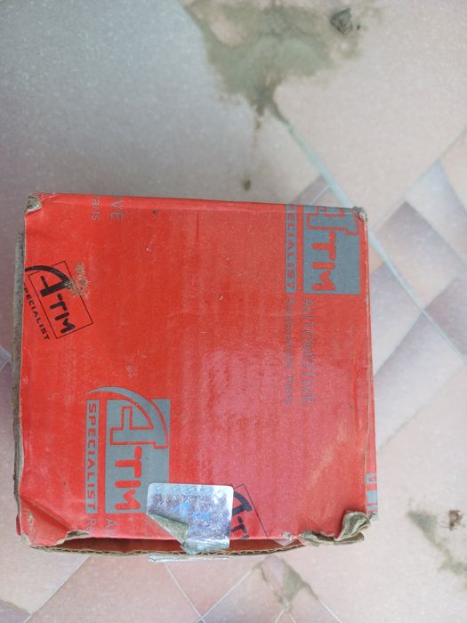 Запчасти на Мерседес 190