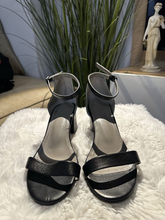 Sandale piele narurala marimea 38
