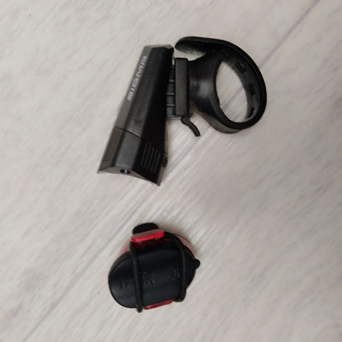 Продам комплект велофонарей Sigma