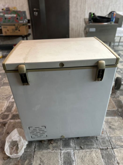 Продам Морозилку