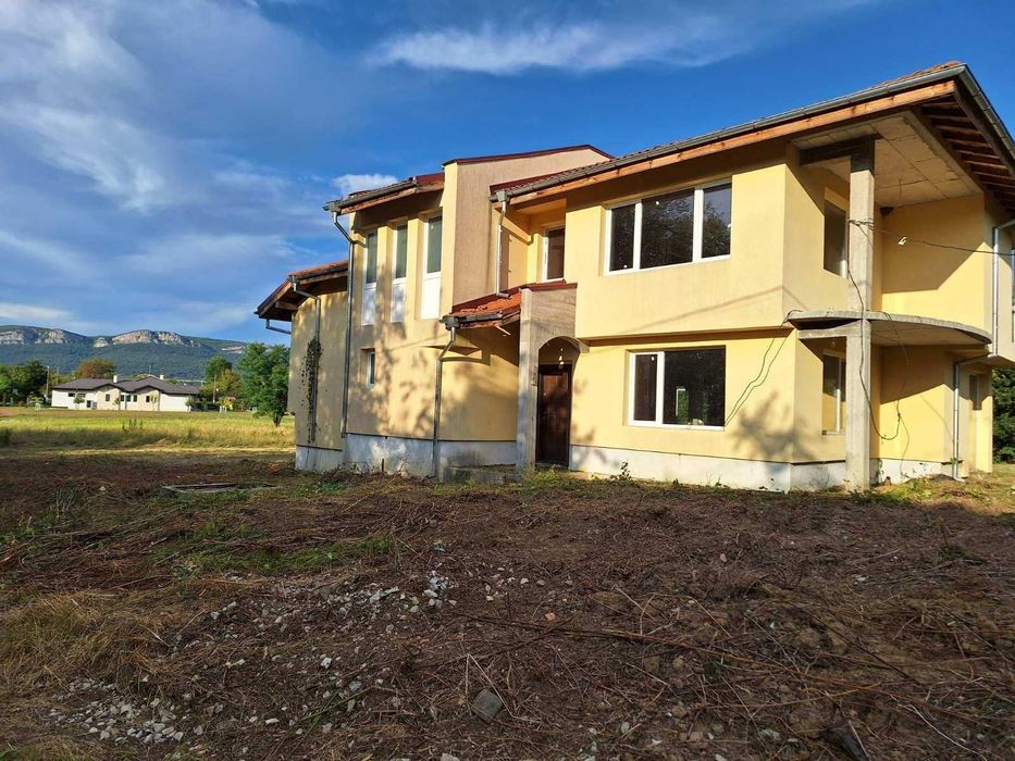 Продава се Къща в с. Драгиевци, Област Габрово - 260 кв.м за 731 €/кв.м - Снимка #2