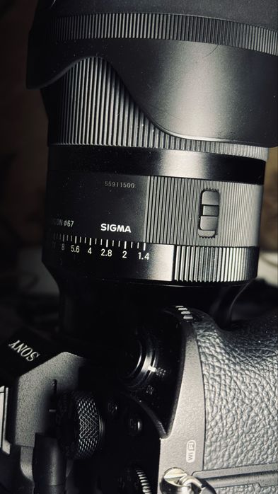 Sigma 35 mm f/1.4