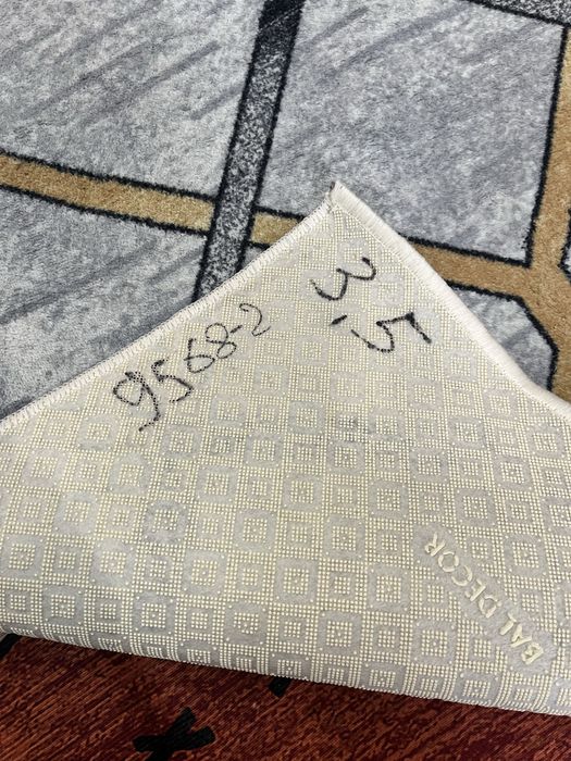 Продам ковер 350х150