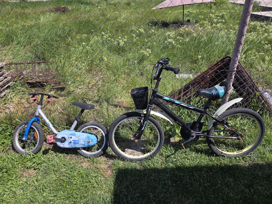 Vînd două biciclete