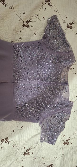 Rochie elegantă, potrivită pentru un botez sau nuntă.