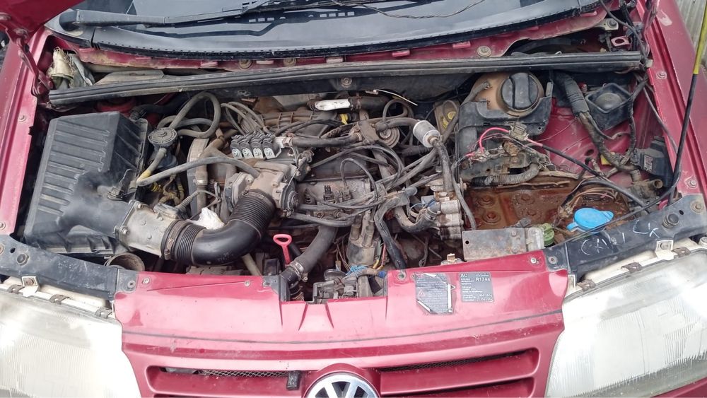 Двигатель на Фольксваген Шаран 2,0 литровый