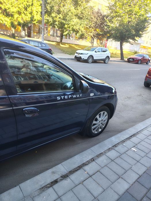 Vând Dacia Logan 2