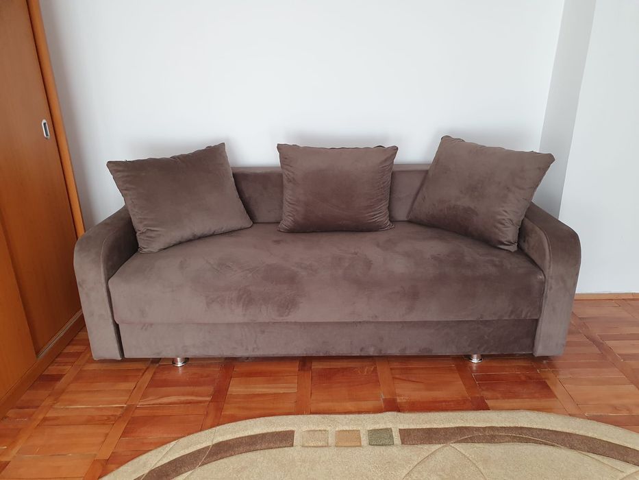 Închiriez apartament 2 camere