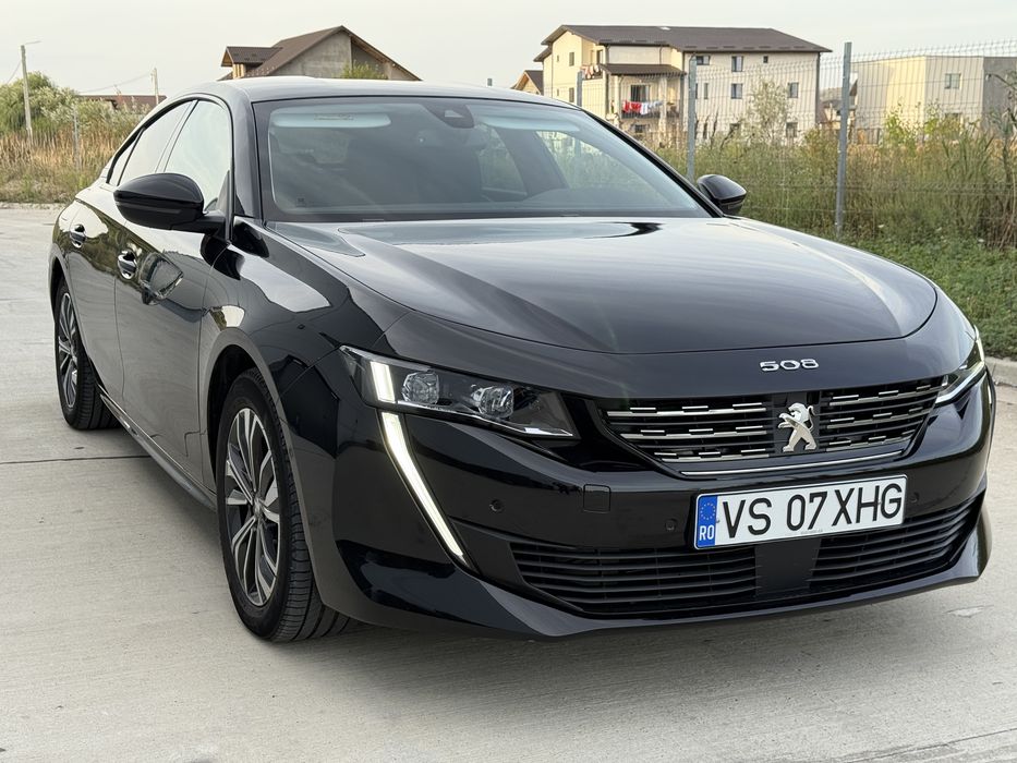 Peugeot 508 / 1.5 BlueHDI / automat(EAT8) / Line Assist / Full Led