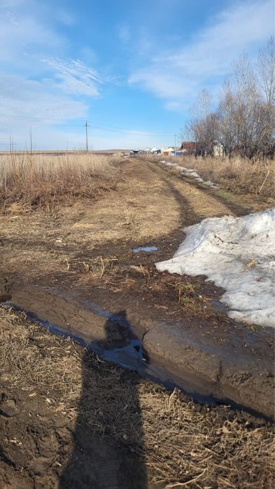 Продам участок 20 соток. П. Солнечный.