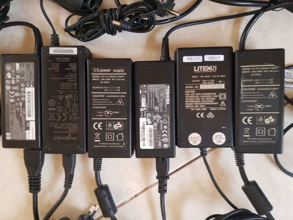 Incarcatoare, alimentatoare diverse si de laptop