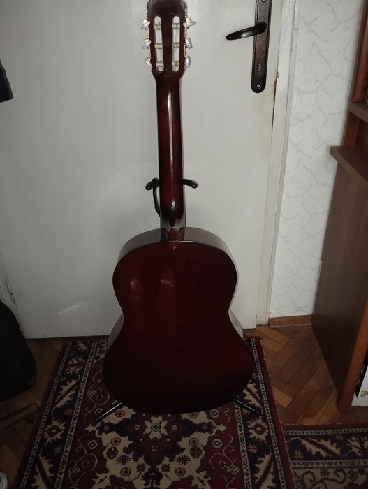 Класическа китара G. Giant