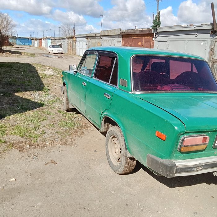 Жугули.2103..машина .1.5.обьем.77год