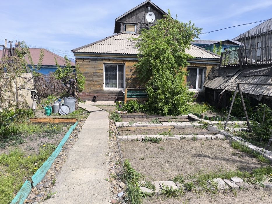 Продам дом в хорошем районе