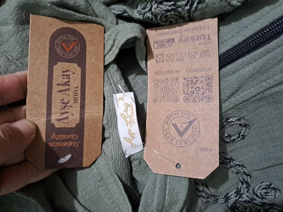 Продаю женский костюм