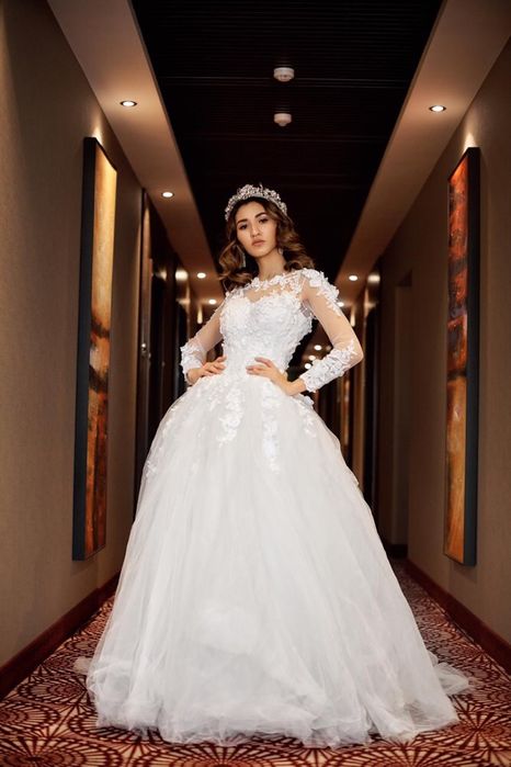 Свадебное платье