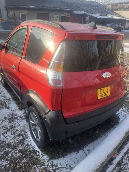 Vand microcar 16 ani mgo 2 an 2013 avariat