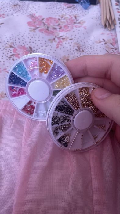 Для дизайна ногтей