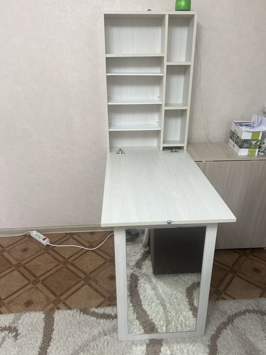 Продам компактную парту