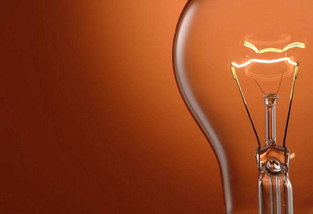 Шебер электрик. /  Мастер электрик