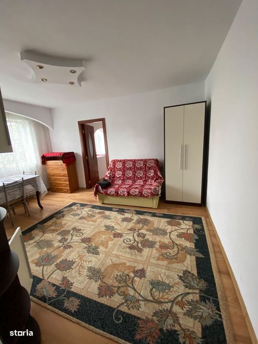 Apartament cu 2 camere zona linistita