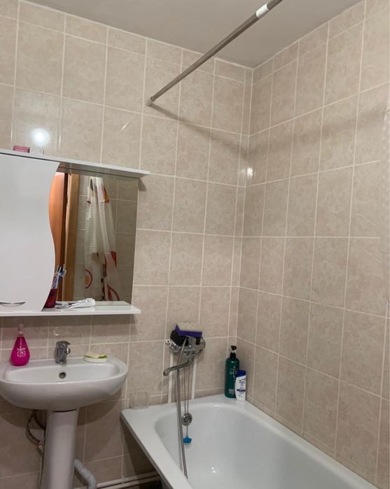 Продам 3х ком квартиру по Валиханова