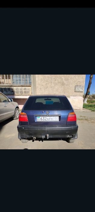 Автомобиль гольф 3