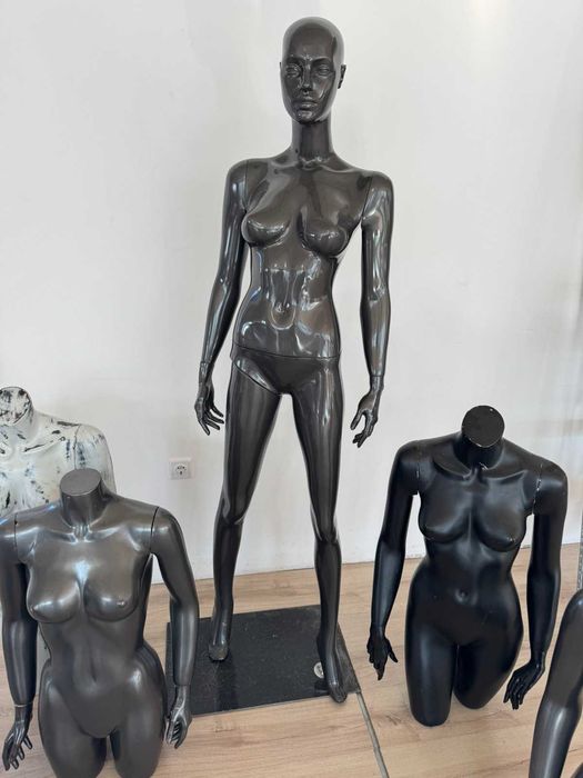 Манекени за магазин