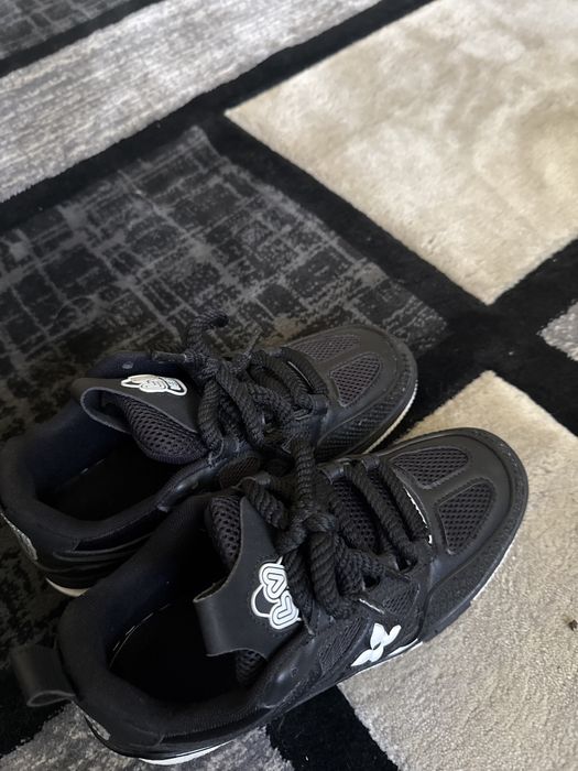 Adidasi lv skate