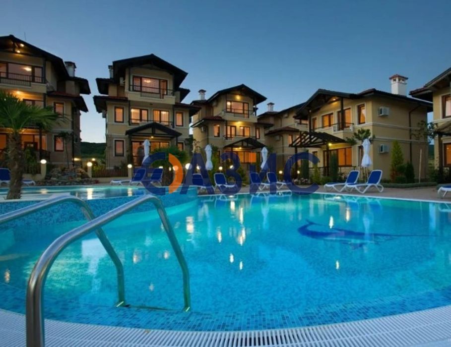 Къща с 2 спални в комплекс Свети Георги, 150 кв. м., Кошарица,