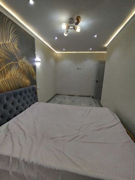 Продается своя 2в3/1 /5 квартира Чиланзар