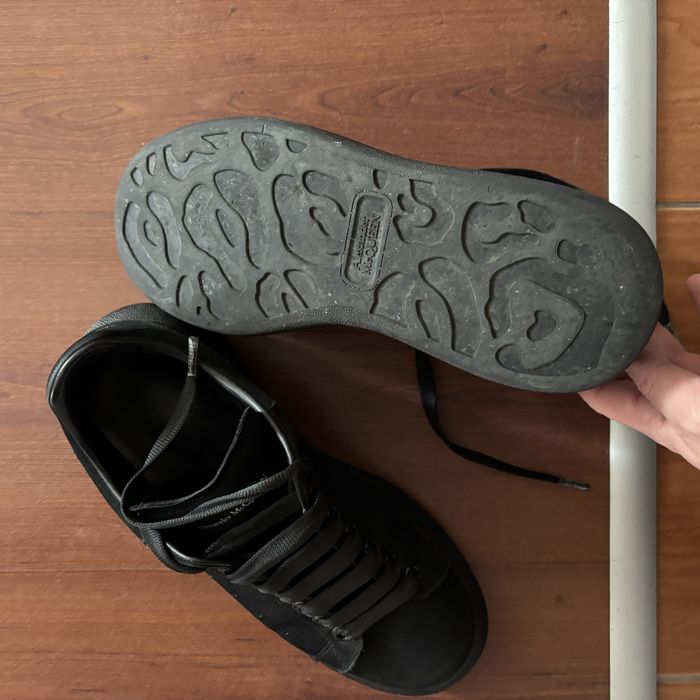 Alexander Mcqueen Triple Black
