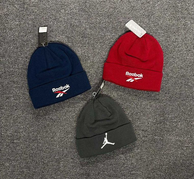 Зимняя шапка головные уборы Nike (1923)